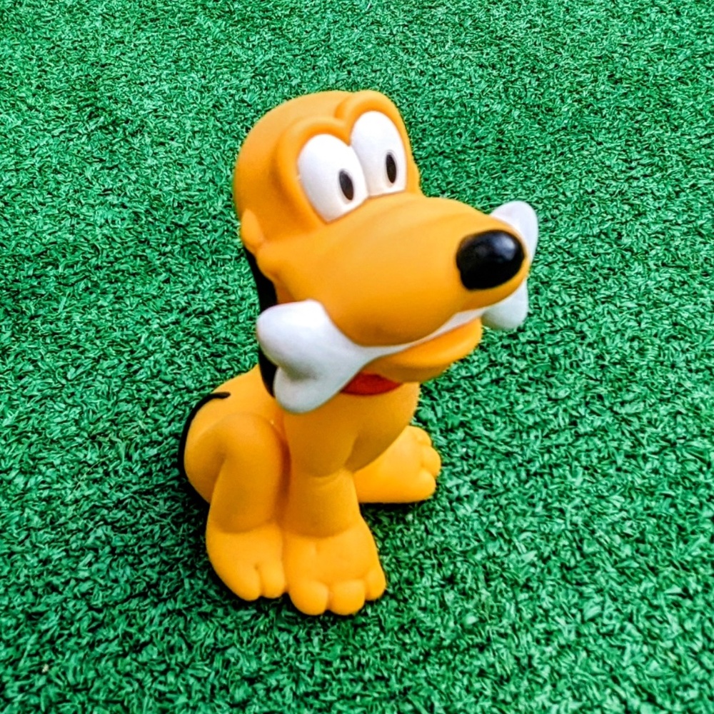Disney Classic Pluto Dog Cartoon Character Bath Figure Toy Vinyl 4 .75" EUC
